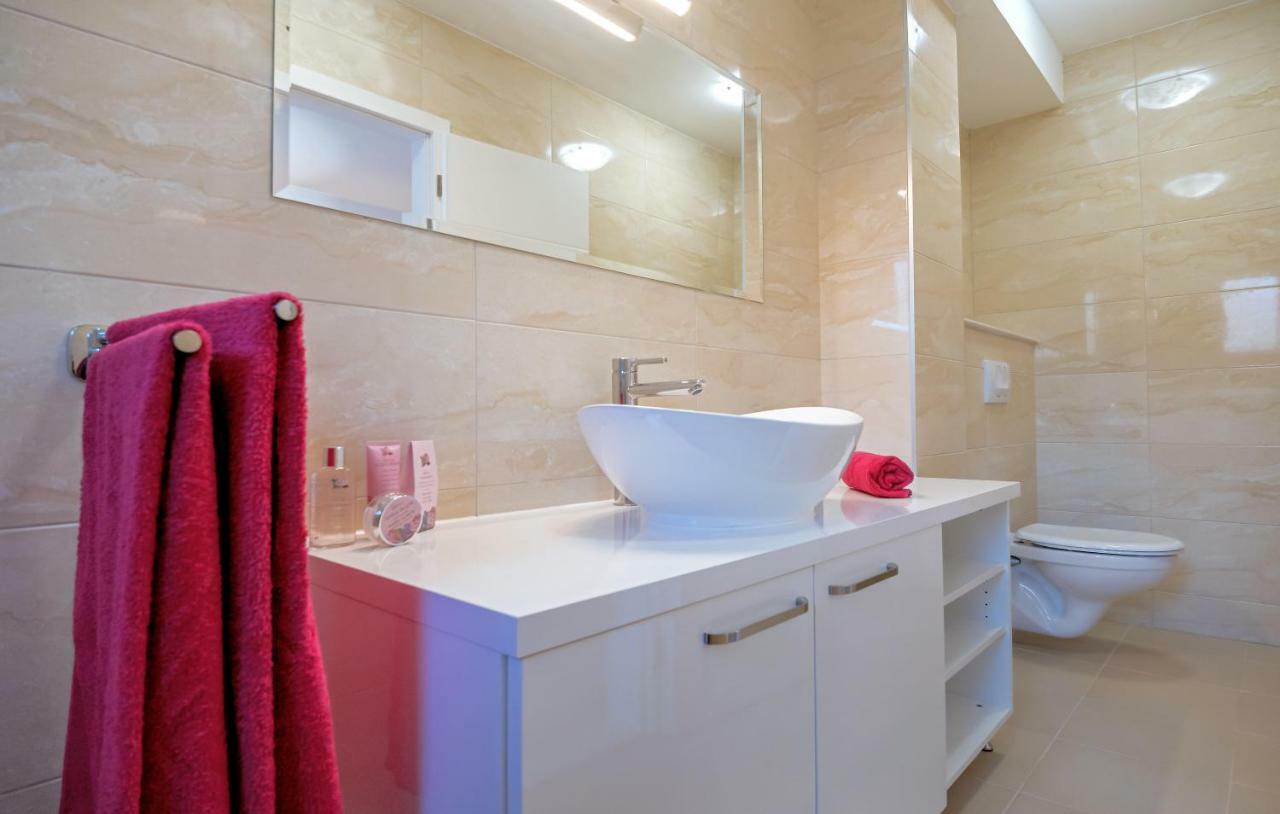 Villa Kala Комижа Екстер'єр фото