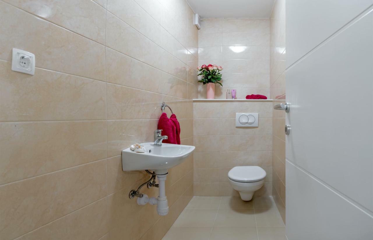 Villa Kala Комижа Екстер'єр фото